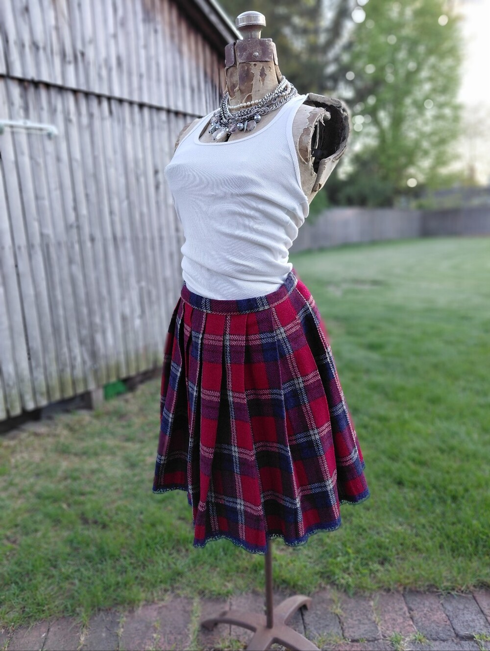 Vintage 70s handmade wool red & navy blue lace trim midi plaid skirt - Womens S